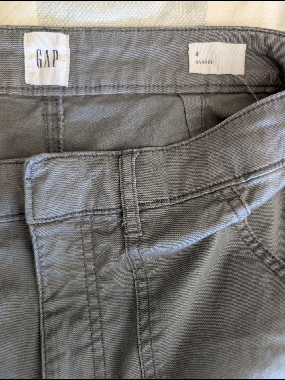 GAP Womens 4 Barrel Leg Pants Gray Chino Preppy Casual Utility Minimalist - Picture 7 of 8